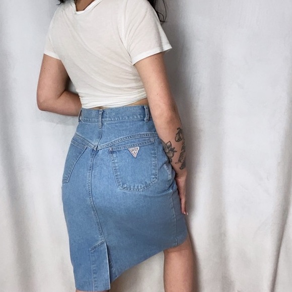 SOLD 80s GUESS DENIM HIGH WAISTED DENIM PENCIL SKIRT - Picture 3 of 8